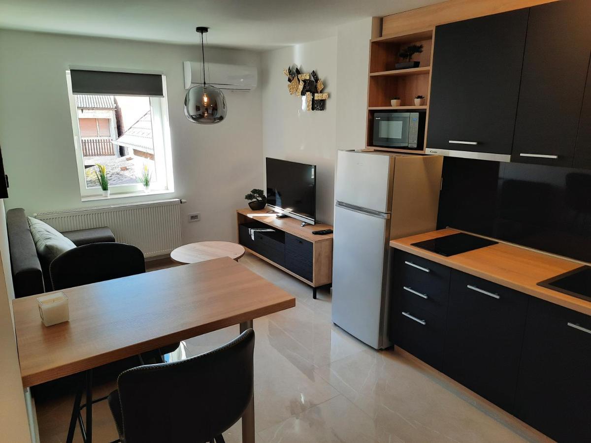 Apartmani New York Nova Gradiska Eksteriør bilde